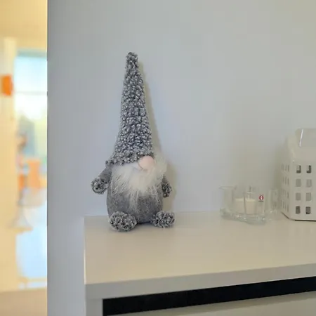 Modern Townhouse With Sauna *