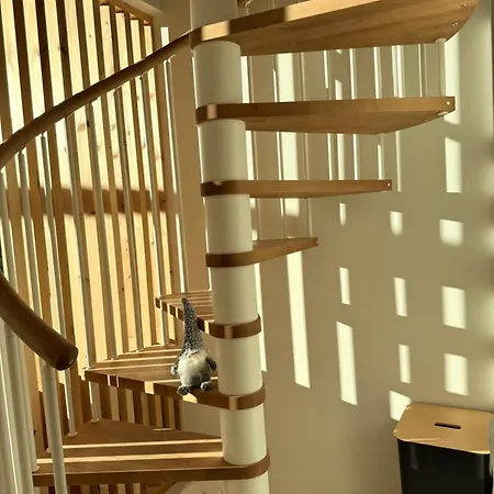 Modern Townhouse With Sauna Apartman *